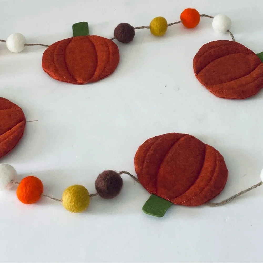 Wool Pumpkins and various color balls Garland for Fall, Thanksgiving, Halloween